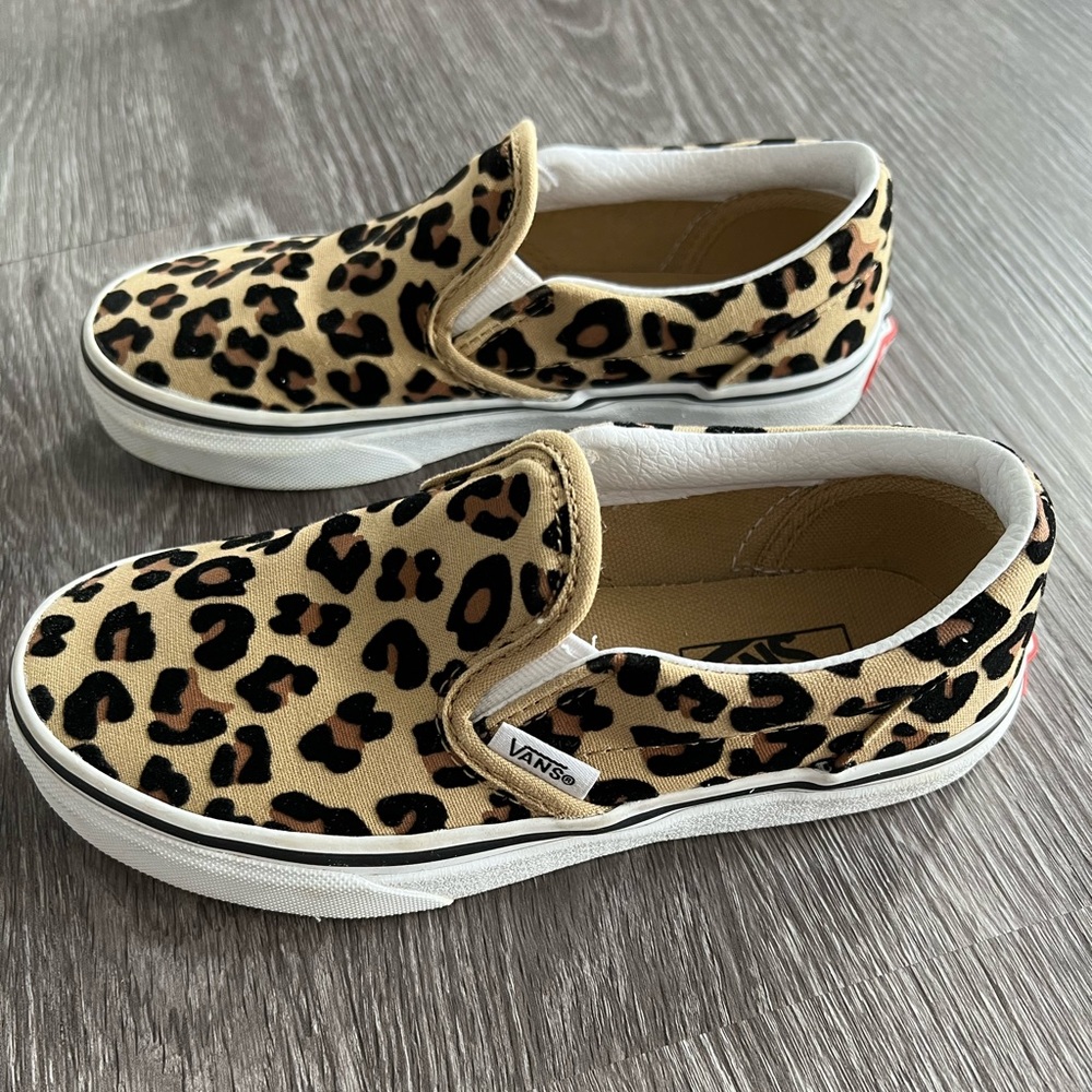 Girls vans size 1.5
